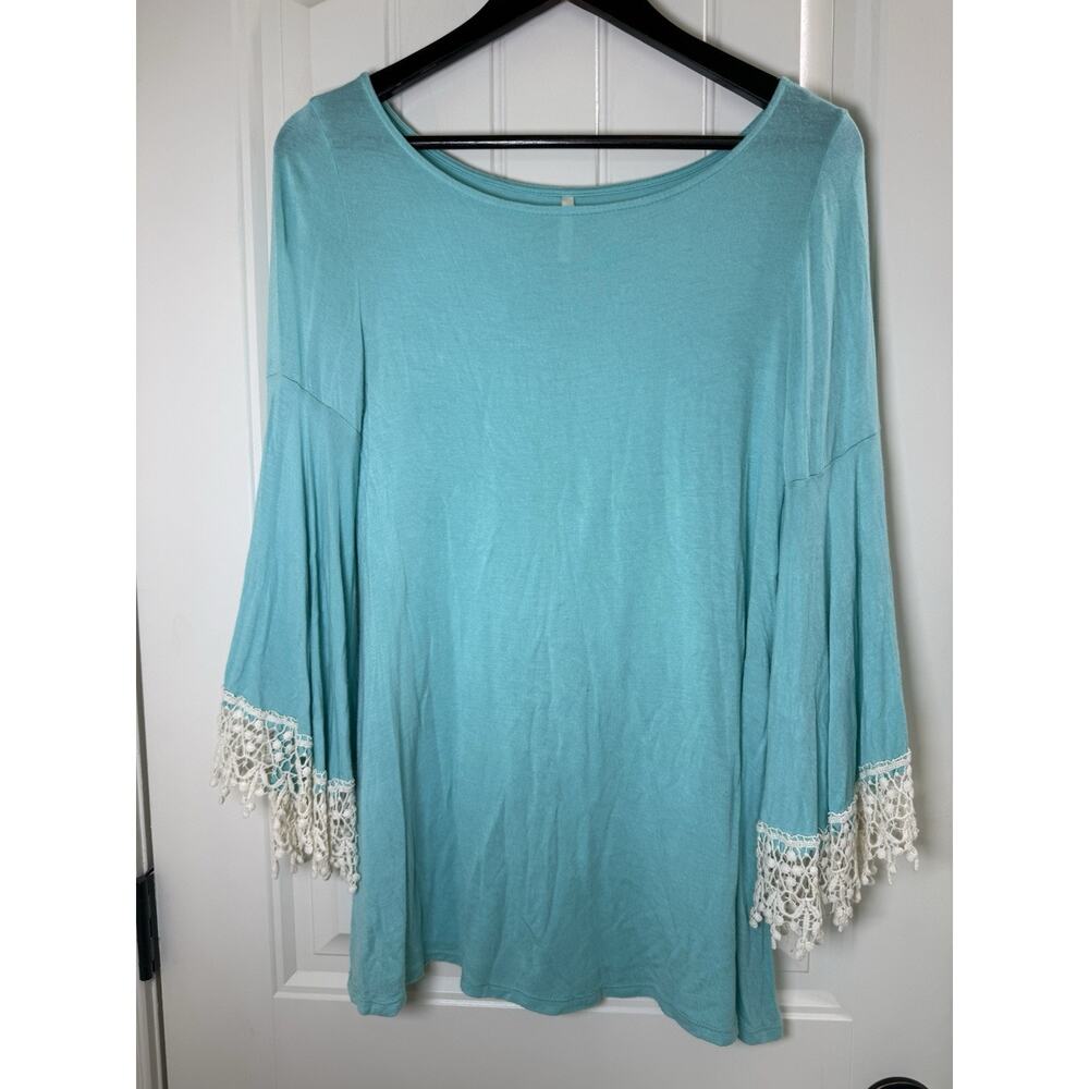 The Hanger Women’s Small Aqua Bell Sleeve Crochet Trim Boho Tunic Top